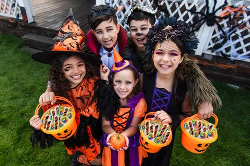Vista 8 de Fruidles Paleta variada de remolinos de Halloween, sabor a fruta mixta, envuelta individualmente (paquete de 12)