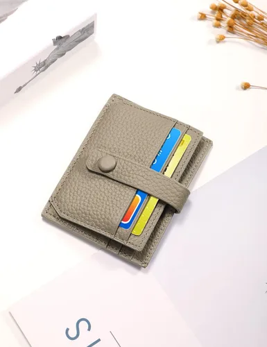 Vista 6 de Billetera pequeña para mujer de cuero con tarjetero de crédito, Caqui