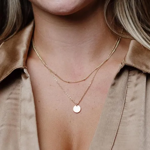 Vista 4 de Ava Riley Collar para mujer, gargantilla delicada chapada en oro de 14 quilates, collares de plata en capas para mujer, joyería de playa de moda