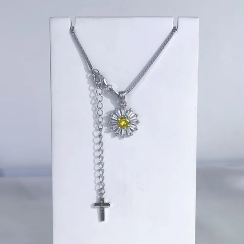Vista 5 de Collar con colgante de flor de margarita de plata de ley 925 para mujer, cadena de caja de 0.039 in