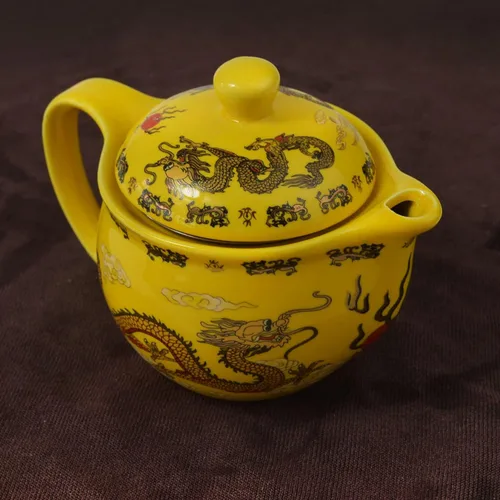 Vista 3 de Teapot Teacup Chinese Gongfu Tea Set Yellow Dragon Porcelana Acero inoxidable Filtración Caja de regalo de cerámica