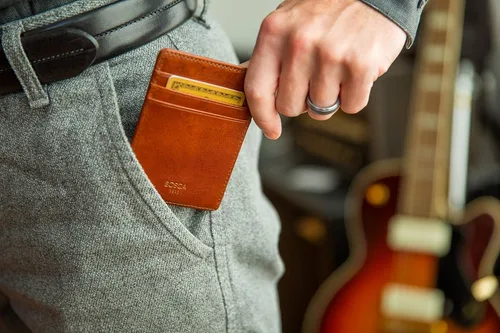 Vista 5 de Bosca Cartera con bolsillo frontal para hombre en piel vieja - RFID