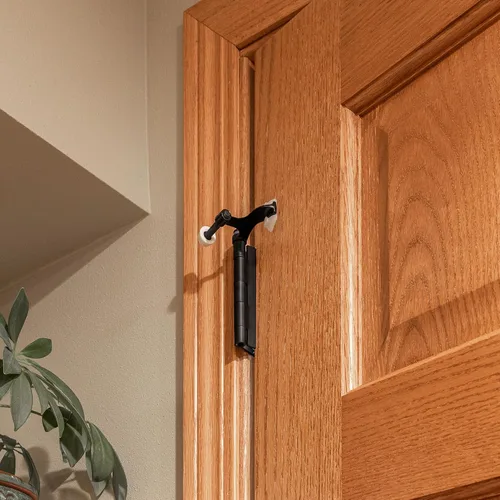 Vista 8 de Design House Design House 189118 - Protector de pared con bisagra de núcleo hueco con punta de goma, topes de puerta ajustables color negro mate