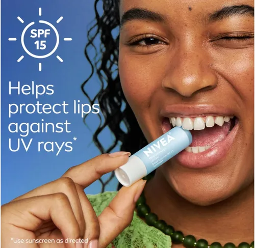 Vista 6 de NIVEA Kiss of Smoothness - Barra suelta para el cuidado de labios, 0.17 onzas