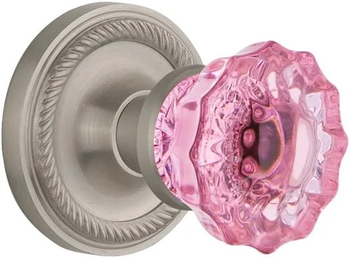 Vista 5 de Nostalgic Warehouse 724992 Pomo de puerta de cristal rosa con roseta de cuerda de privacidad en latón pulido, 2.375