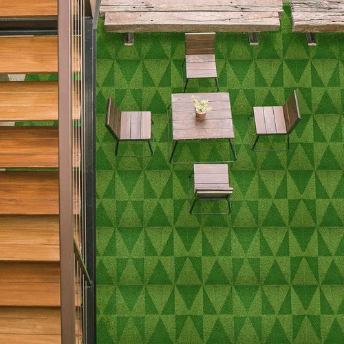Vista 4 de Césped artificial para suelos y paredes, decoración de pared de plantas artificiales resistente a los rayos UV, diseño 3D para interiores y Pirámide