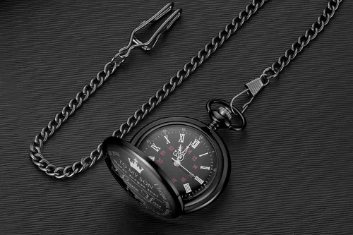 Vista 7 de LYMFHCH Reloj de bolsillo negro con patrón personalizado Steampunk retro vintage de cuarzo con números romanos