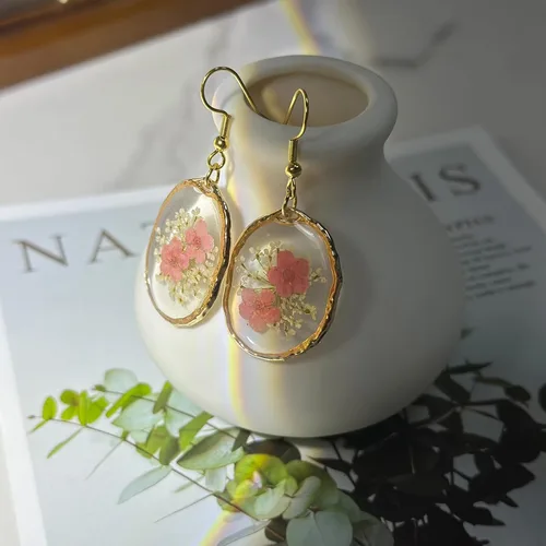 Vista 2 de Pressed Flower Earrings,Handmade Forget-Me-Not and Queen Anne's Lace Wildflower Earrings,Unique Resin Dried Flower,Perfect for Parties