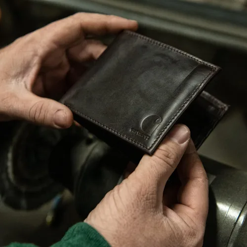 Vista 6 de Carhartt Carteras duraderas de cuero marrón aceitado, para hombre, disponibles en varios estilos
