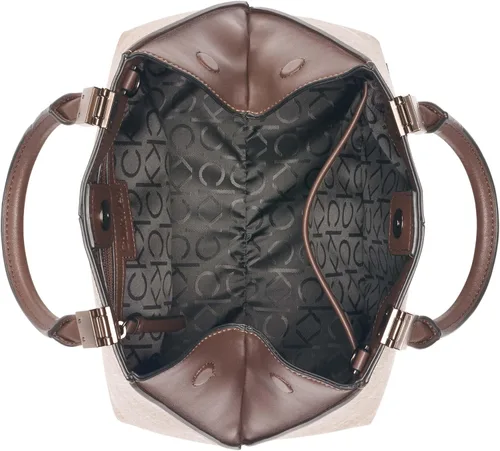 Vista 4 de Calvin Klein Bolso geométrico de granito, CaquiMarrónJava