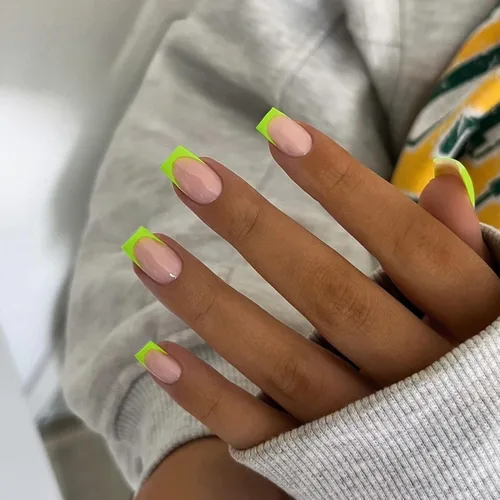 Vista 25 de 30 Uñas Postizas de Punta Francesa Negra a Presión, Uñas de Almendra Cortas para Presionar, Uñas Postizas Cortas en Forma de Almendra, Uñas