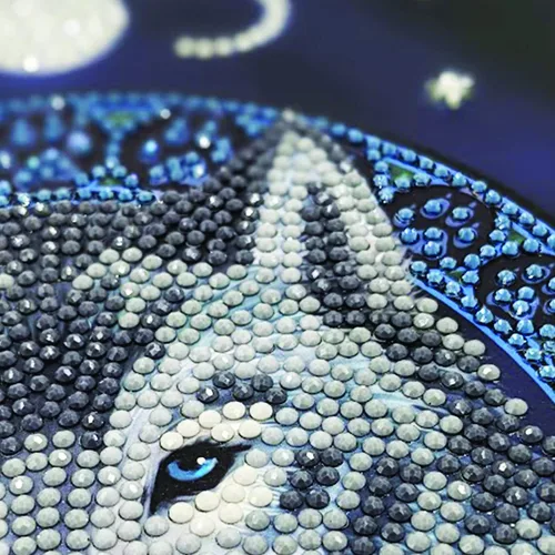 Vista 5 de Crystal Art Cuaderno de pintura de diamantes, lobo lunar, crea una cubierta brillante con cristales, para edades de 8 años en adelante