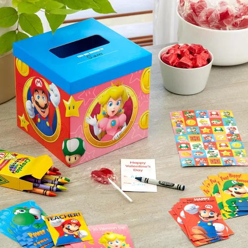 Vista 2 de Hallmark Tarjetas de San Valentín y buzón de Super Mario Bros para intercambio de clases escolares