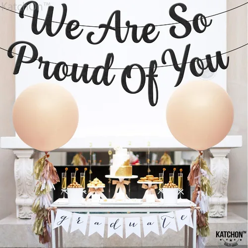 Vista 7 de KatchOn, Cartel con texto en inglés «We Are So Proud of You» – Fieltro, 8 pies, sin bricolaje Cartel de felicitación para decoraciones de fiesta
