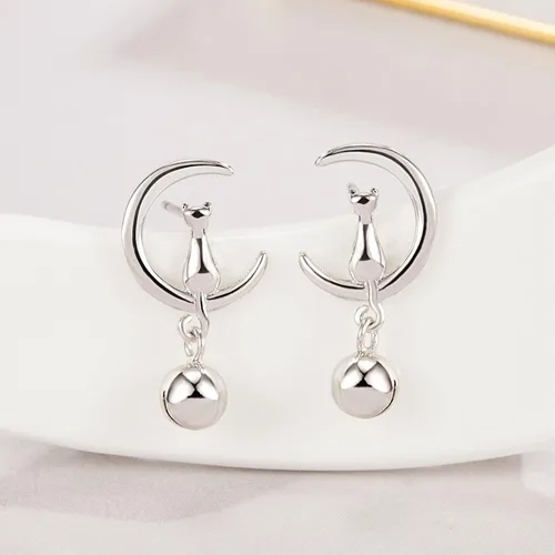Vista 4 de Aretes de plata de ley 925 con forma de campana de gato y luna para mujeres adolescentes 5 estilos no alérgicos regalo de joyería fina
