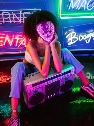 Vista 5 de Quanquer Paquete de 3 máscaras de Halloween con luz LED para adultos y niños máscaras únicas de neón con ojos brillantes oscuros y malvados