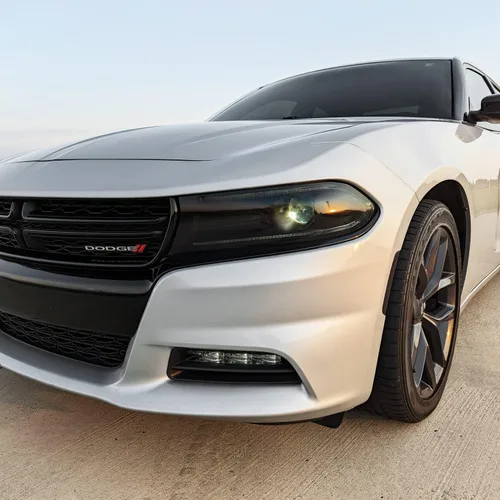 Vista 5 de SlickMod Tinte de humo de vinilo precortado para faros Dodge Charger 2015-2022 (20% humo oscuro, 1. faro)