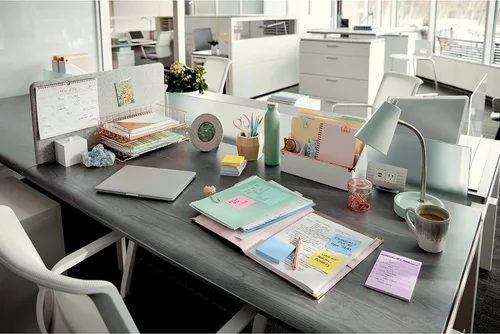 Vista 11 de Post-it Notas, 3 x 3 pulgadas, 24 blocs de notas adhesivas, 100 hojas por bloc, la icónica nota amarilla canaria, suministros escolares y productos