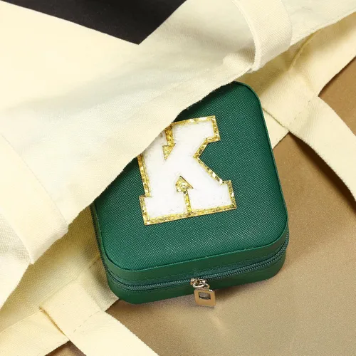 Vista 5 de Joyero de moda para niñas y mujeres, joyero verde para niñas, joyero de viaje imprescindible para niñas, joyero de viaje pequeño para niñas, regalo
