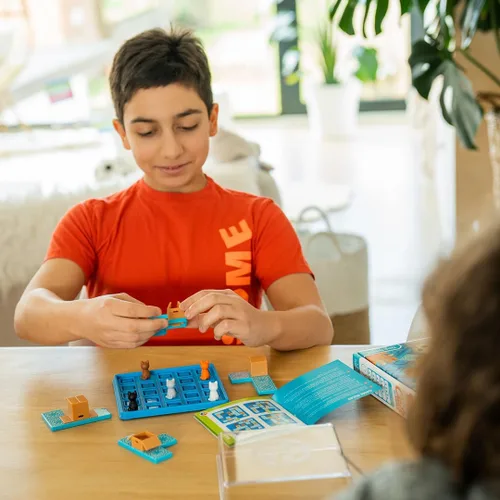 Vista 7 de SmartGames Cats & Boxes - Juego de rompecabezas lógico con 60 desafíos para mayores de 7 años