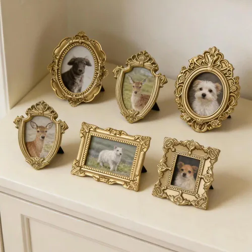Vista 6 de Miniature Picture Frame,10pcs Small Gold Resin Frames,Vintage Charm Carving Frames for Party Crafts DIY and Wall Hanging