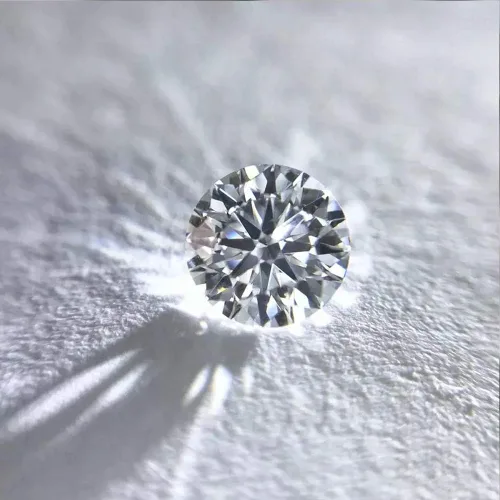 Vista 4 de GEMHUB CVD - Diamante suelto de 083 quilates color blanco - J de 0236in tamaño redondo brillante diamante cultivado en laboratorio Gema Diamante CVD