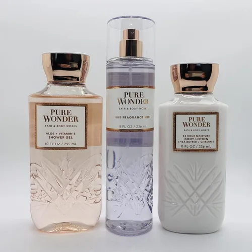 Vista 2 de Bath & Body Works - Pure Wonder - Paquete de 3 unidades de gel de ducha, fragancia fina en niebla y loción corporal súper suave (el embalaje varía)