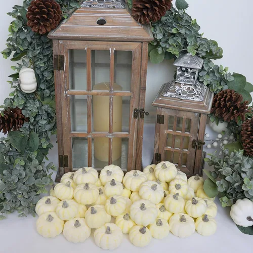 Vista 9 de Winlyn 48 mini calabazas artificiales de imitación de color crema para bebé, calabazas de espuma de 1.8 pulgadas 2.1 pulgadas para cosecha de otoño