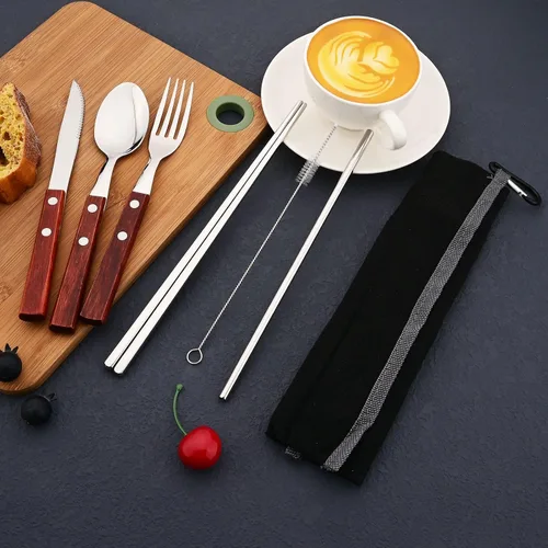 Vista 3 de JASHII Juego de cubiertos de acero inoxidable 304 con mango de madera, juego de cubiertos de madera para viaje, cuchillo de campamento, tenedor