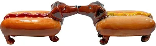 Vista 2 de Religious Gifts Weiner InchHot Inch Dog in Bun - Juego de salero y pimentero magnético de cerámica de 3 pulgadas, regalo divertido