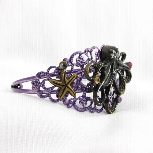 Vista 3 de Ursula Pulpo Brazalete Metal Steampunk Bajo el Mar