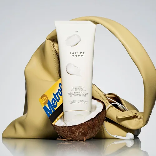Vista 2 de Le Monde Gourmand Lait de Coco - Crema perfumada para glaseado corporal – 6 onzas líquidas (6.0 fl oz) – Vainilla, praliné, notas cálidas