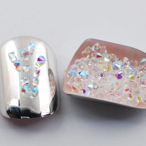 Vista 3 de 5000 cuentas de diamantes de imitación de cristal de diamante ultra mini de 0.044 pulgadas con parte trasera plana, cristales iridiscentes, brillo