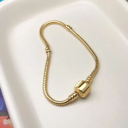 Vista 3 de QeenseKc Pulseras de cadena de serpiente de 0.118in chapadas en plata con cierre de langosta, cadena extensora Figaro para Pandora All Chamilia