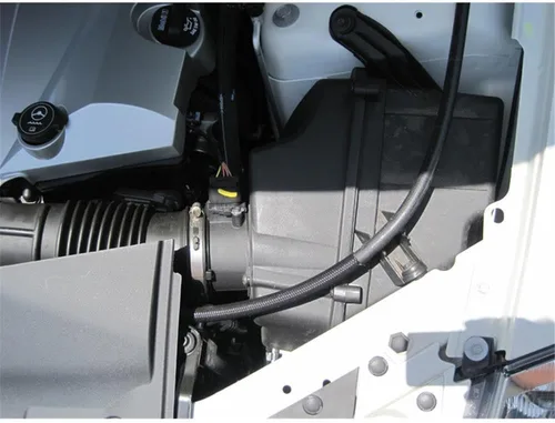 Vista 3 de K&N Filtro de aire del motor: Aumente la potencia y la aceleración, lavable, Premium, Filtro de aire de repuesto para automóvil: compatible
