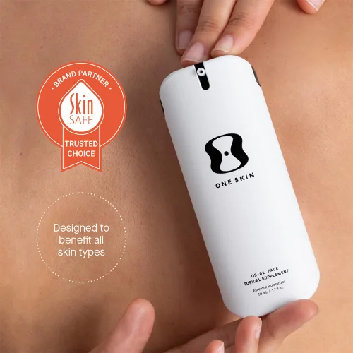 Vista 2 de OneSkin Face & Body OS-01 Suplemento tópico peptídico Hidratante corporal y hidratante facial para la longevidad de la piel