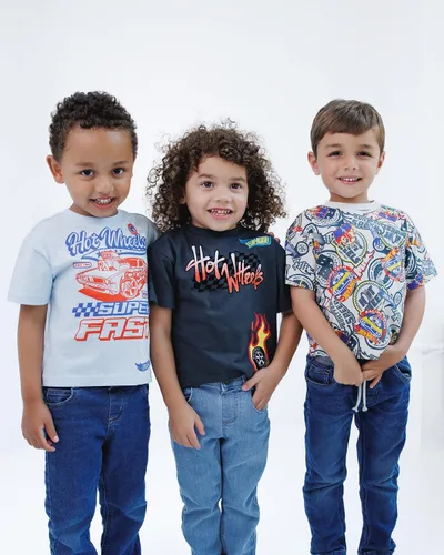Vista 2 de Hot Wheels Paquete de 3 camisetas de manga corta para niños pequeños a niños grandes Negro / Azul pálido