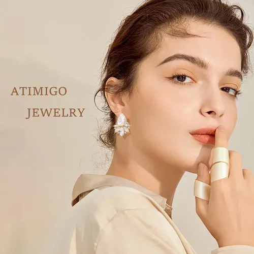 Vista 4 de ATIMIGO Aretes de gota de cristal con diamantes de imitación vintage, hipoalergénicos, estilo art decó, para mujeres, novias, damas de honor, baile