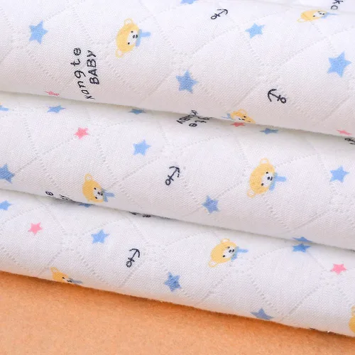 Vista 4 de 3 piezas Paquete Monvecle Almohadillas Cambiadoras de Pañal de Algodón para Bebé Impermeables Lavables Revestimientos de Pañales