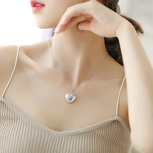 Vista 9 de PHOCKSIN Locket Necklace for Women BlackGoldSilver Locket Necklace Gifts for Girls OvalRoundHeart Photo Necklace Custom Picture Presents for