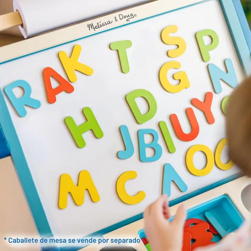 Vista 8 de Imanes de madera del alfabeto Melissa & Doug, Letras, Multicolor/Ninguno
