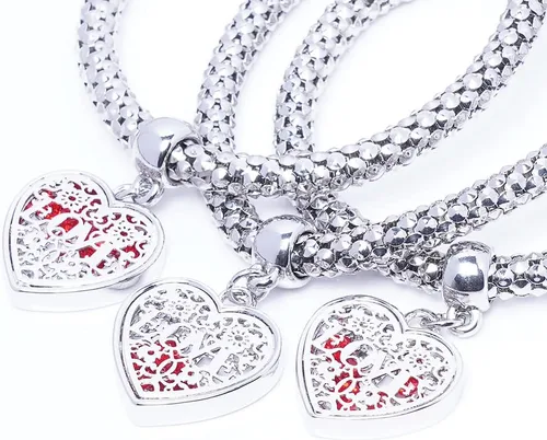 Vista 3 de SILANER Pulseras multicapa con dijes de cristal, 3 pulseras de cadena de maíz de oroplataoro rosa para mujer, pulsera elástica en forma de corazón
