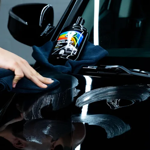 Vista 4 de Turtle Wax 52708 Color Magic Cera para Pintura de Coche Restaura Color y Brillo Negro 500 ml