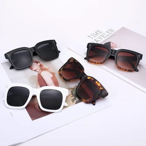 Vista 5 de Bouryo Gafas de sol cuadradas retro de gran tamaño para mujer, lentes planas, lentes degradadas, UV400