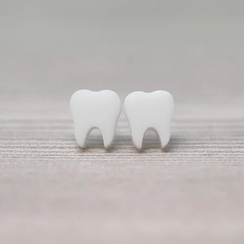 Vista 33 de Pendientes acrílicos cortados con láser sin metal en postes de plástico