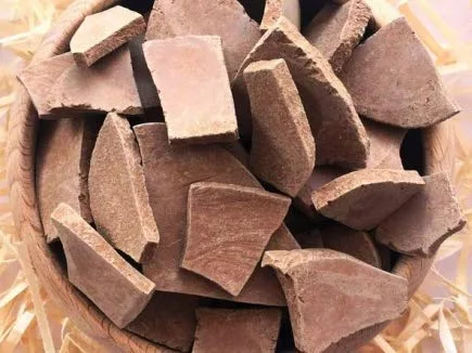 Vista 2 de Trozos de arcilla comestible RED (grumos) naturales para comer (alimentos), 4 oz (110 g)
