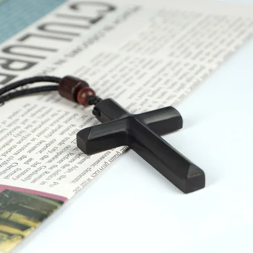 Vista 3 de Collar de cruz de madera para hombres, mujeres, niños y niñas, regalo de cadena de cruz de madera natural, collar de crucifijo cristiano católico