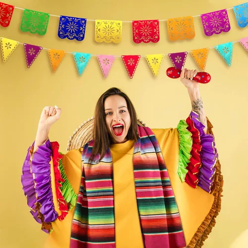 Vista 6 de Paquete de 10 caminos de mesa mexicanos de 14 x 84 pulgadas, 29 pancartas de papel picado, pancarta colgante de fiesta y banderín colorido para Rojo
