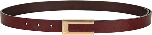 Vista 418 de Cinturón de cuero clásico con hebilla de metal para mujer con vestido de jeans