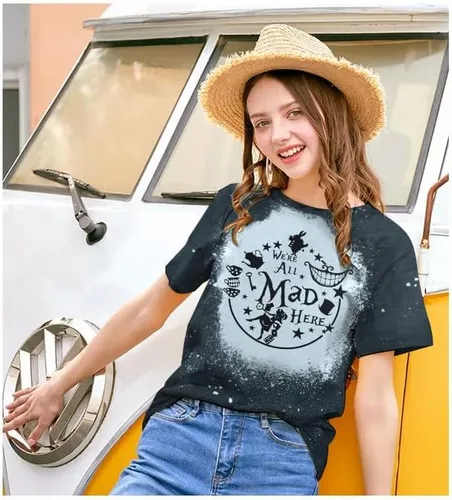 Vista 3 de Camiseta de Alicia en el país de las maravillas para mujer, camisetas de vacaciones con texto en inglés "We're All Mad Here", camiseta de fiesta